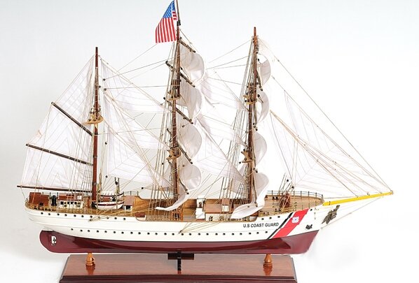 Us. Coast Guard Eagle E.E. Sailing Model Ship